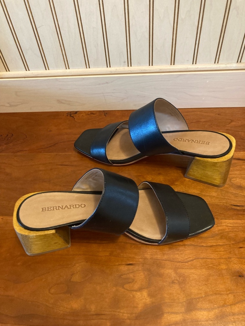 Bernardo Black Double Strap, Square-Toe Slide Mules - Picture 2 of 9